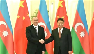 President Xi Jinping and Azerbaijani President Ilham Aliyev meet in Samarkand