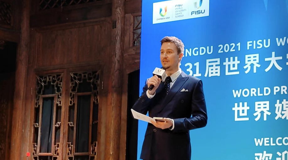 The welcoming dinner of the CHENGDU 2021 FISU WORLD UNIVERSITY GAMES WORLD PRESS BRIEFING was held in Chengdu, where many well-known media representatives and guests gathered.